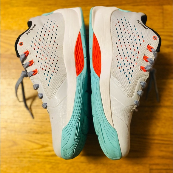 Jordan FlightSpeed Sneakers - Gray and Teal - Picture 2 of 5
